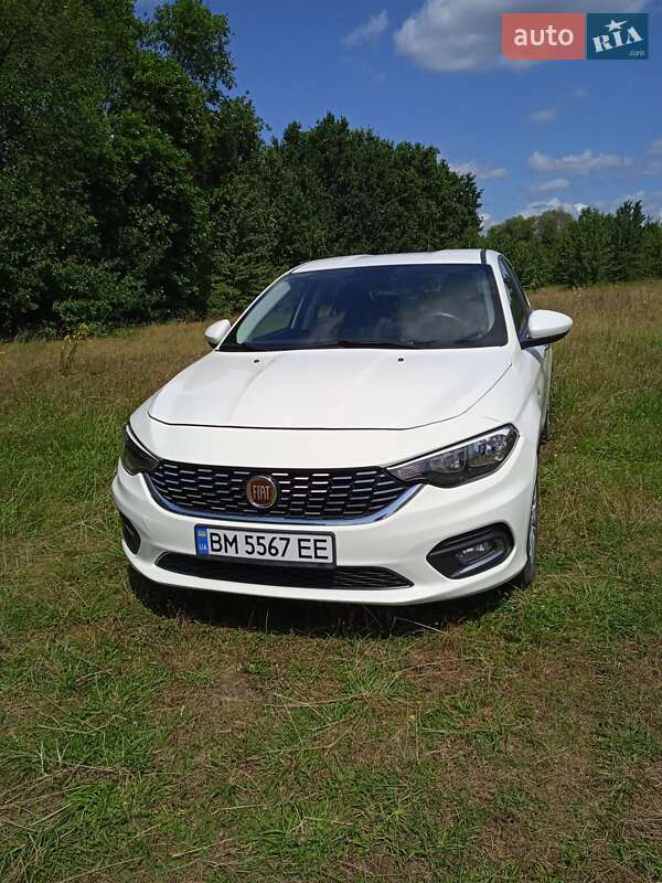 2019 fiat tipo