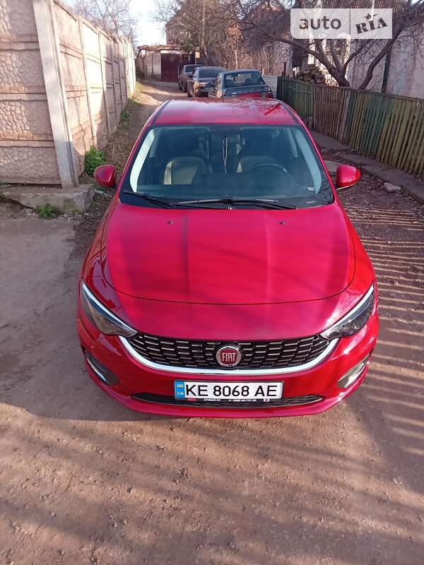 2019 fiat tipo