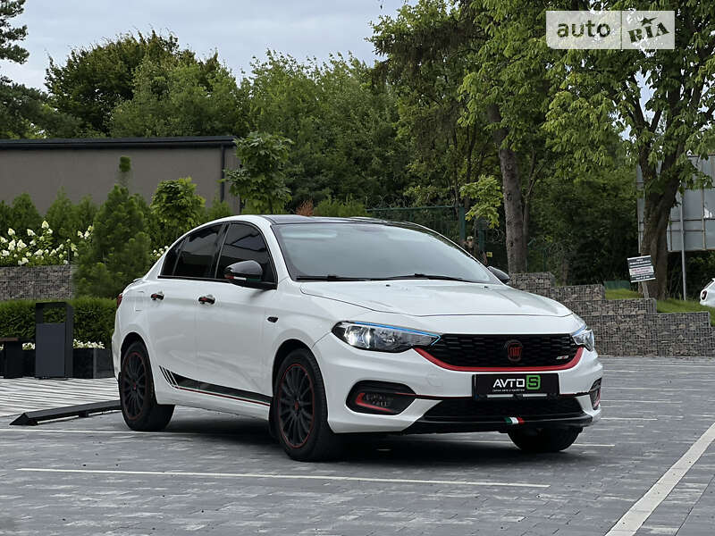 2019 fiat tipo