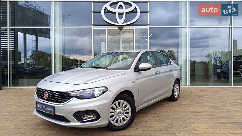 2019 fiat tipo