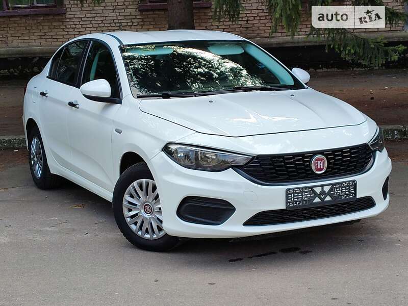 2019 fiat tipo