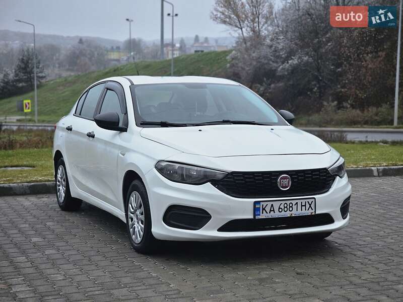 2019 fiat tipo