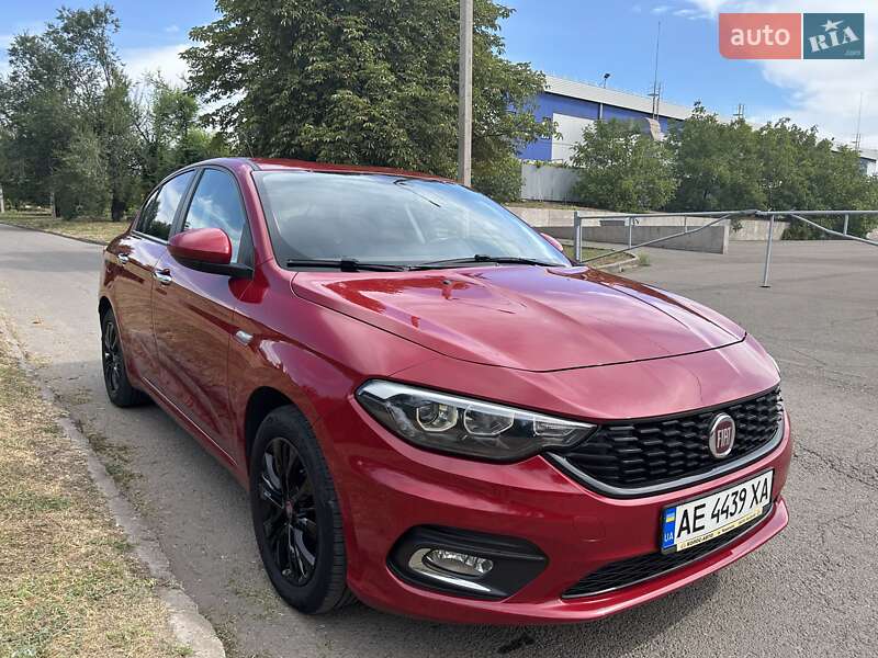 2019 fiat tipo