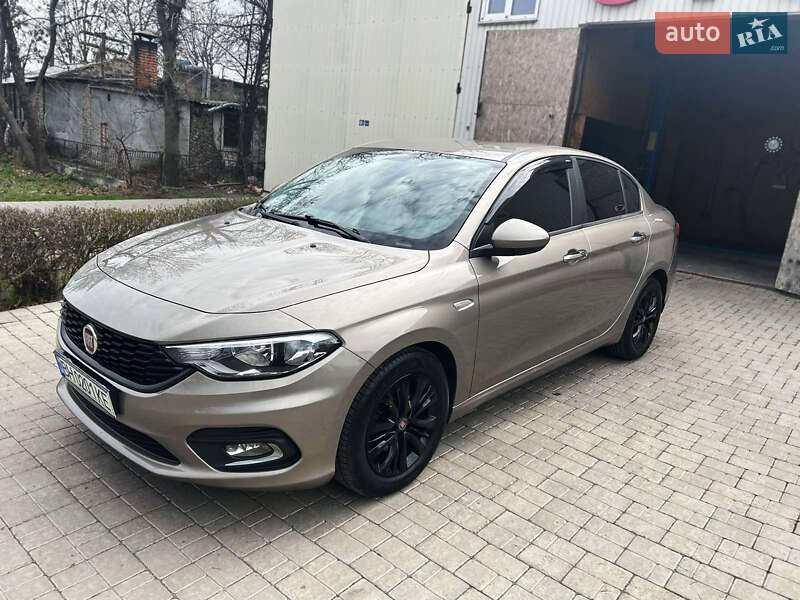 2020 fiat tipo