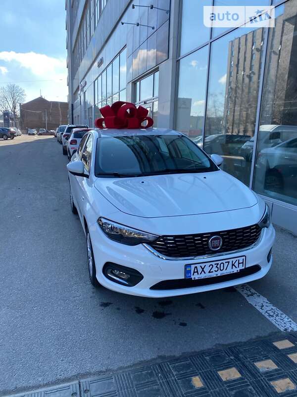 2020 fiat tipo
