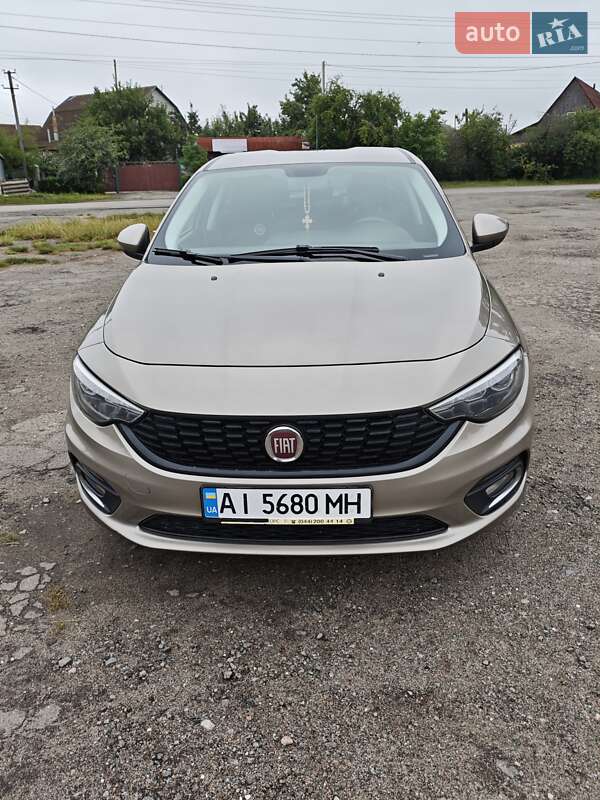 2020 fiat tipo