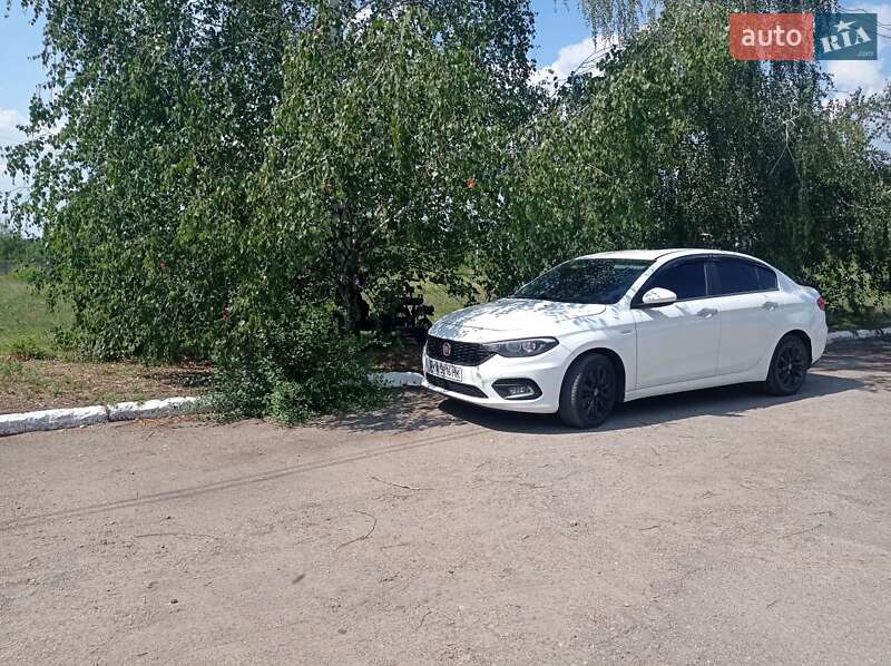 2020 fiat tipo
