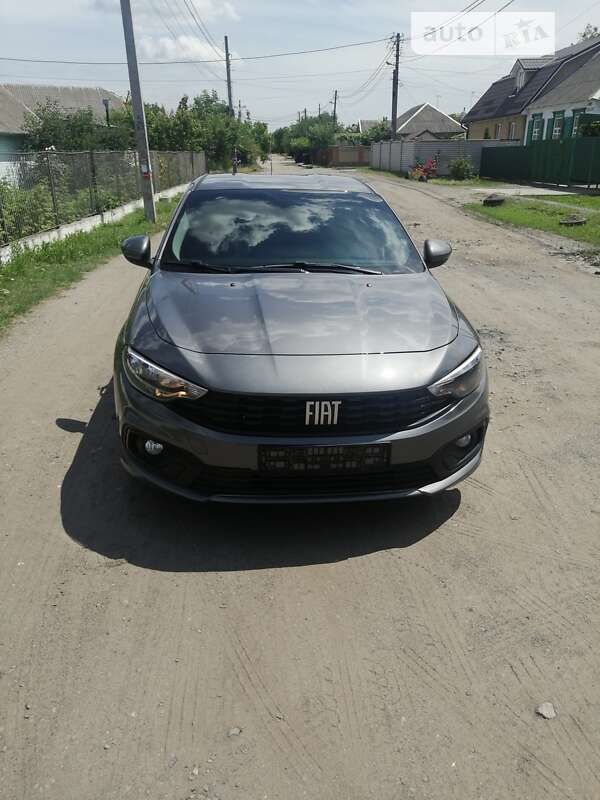 2021 fiat tipo