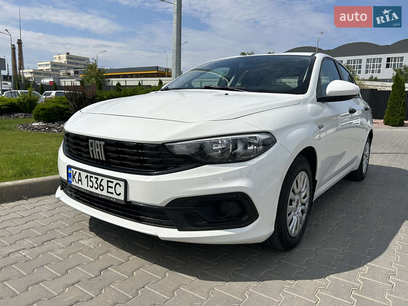 2021 fiat tipo