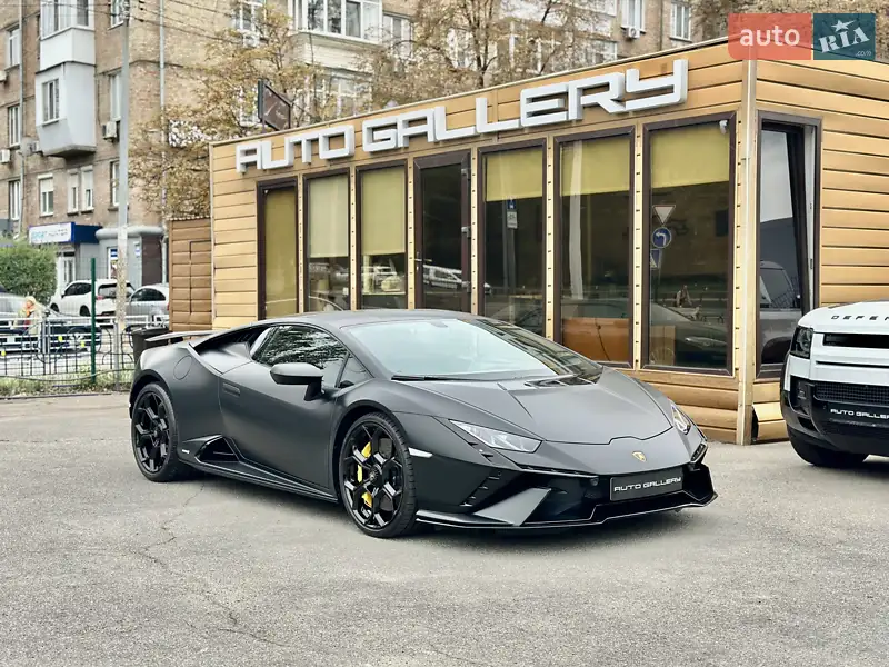 2024 lamborghini huracan