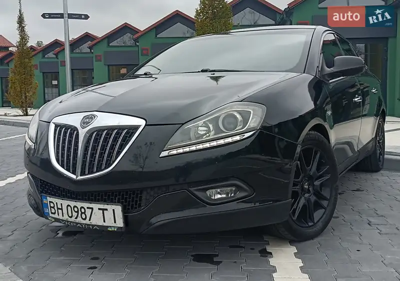 2008 lancia delta