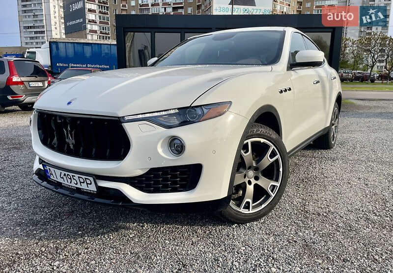 2017 maserati levante