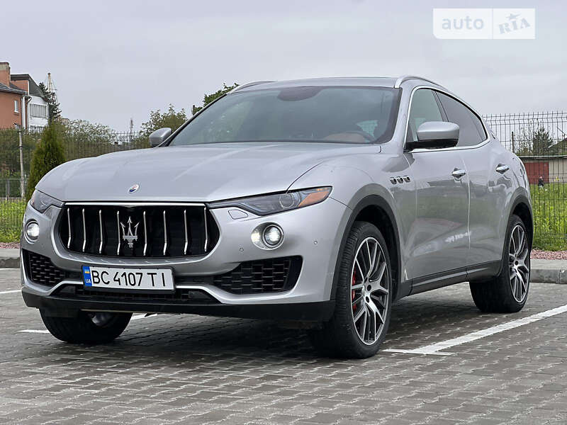 2016 maserati levante