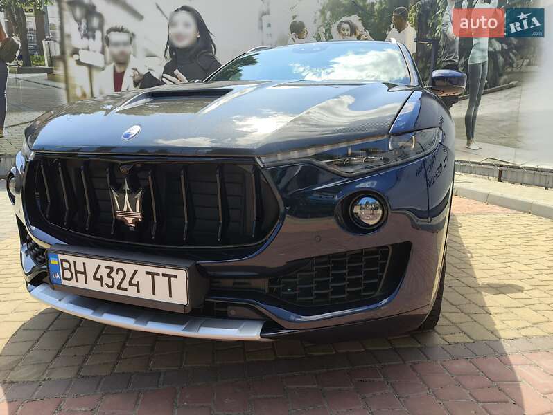 2019 maserati levante