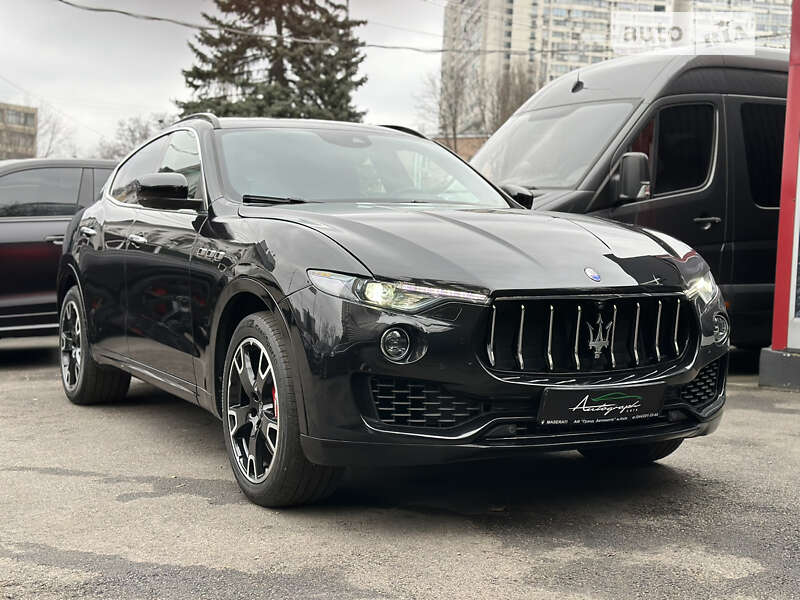2017 maserati levante
