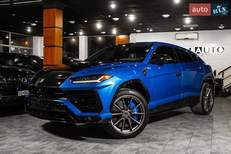 2018 lamborghini urus suv